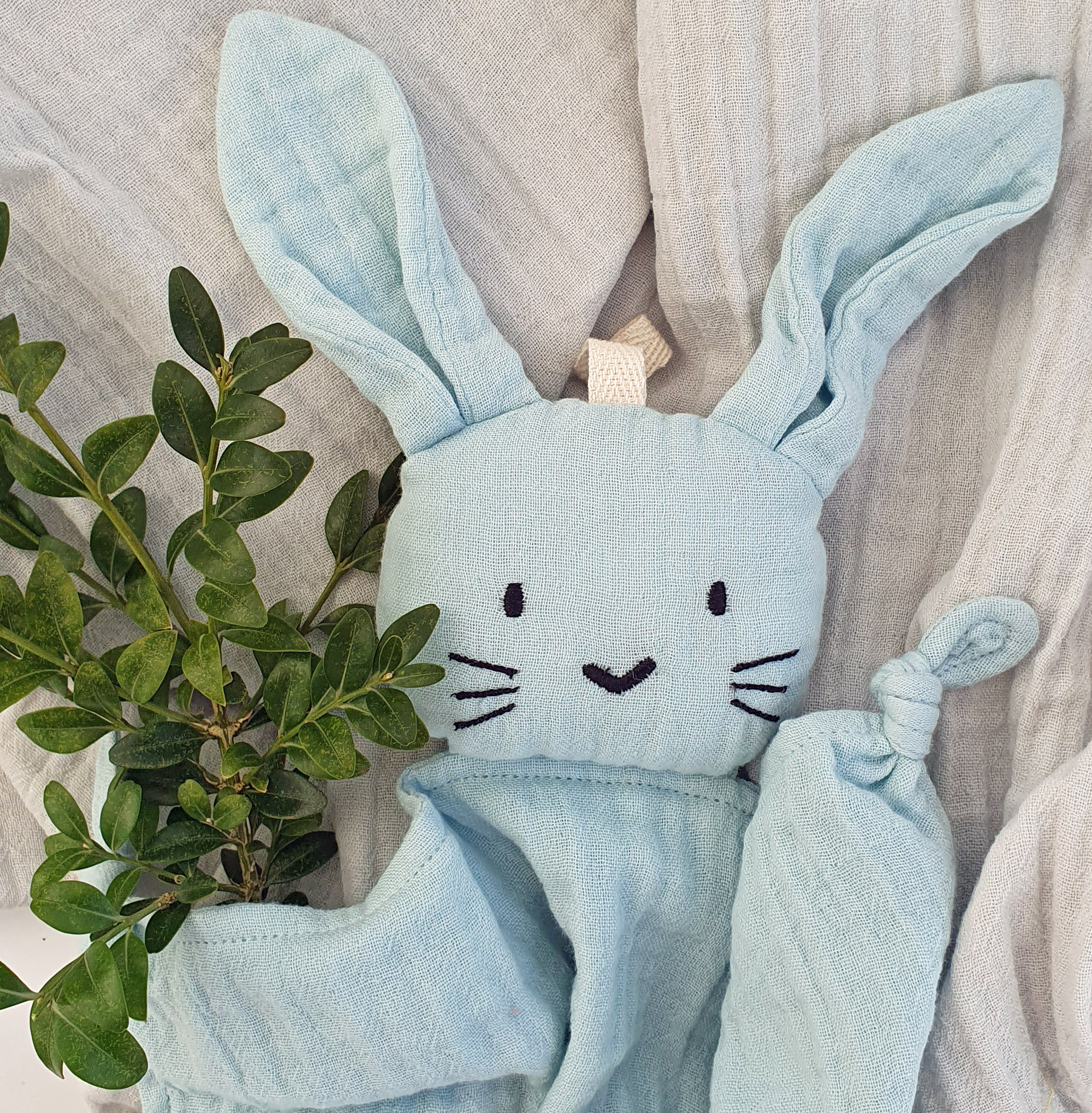 Cuddly rabbit ice blue GOTS