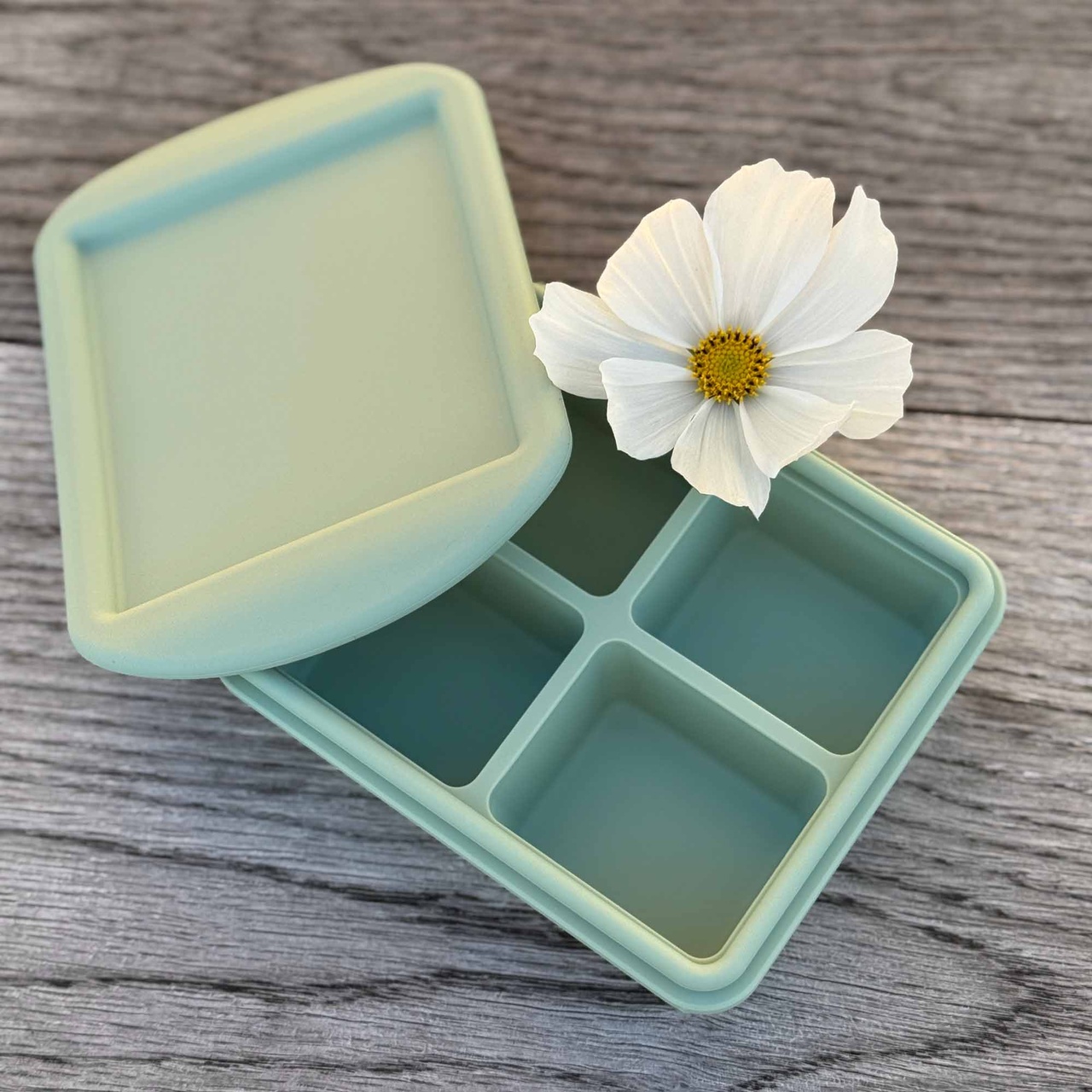 Frysform barnmat cameo green